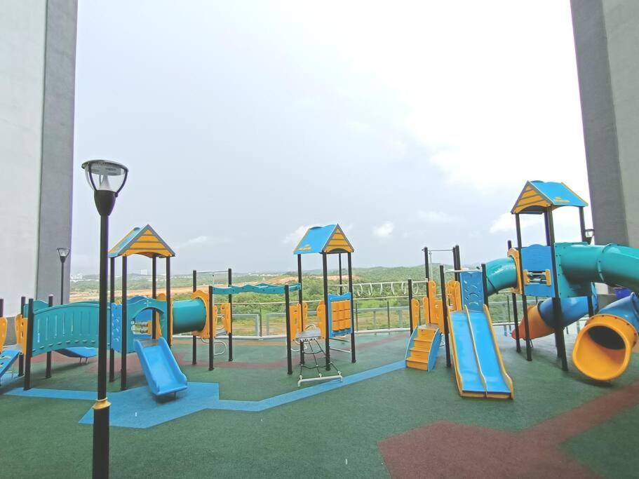 D'Pristine 1Br Walking To Legoland Netflix By Stay Nusajaya  Exterior photo